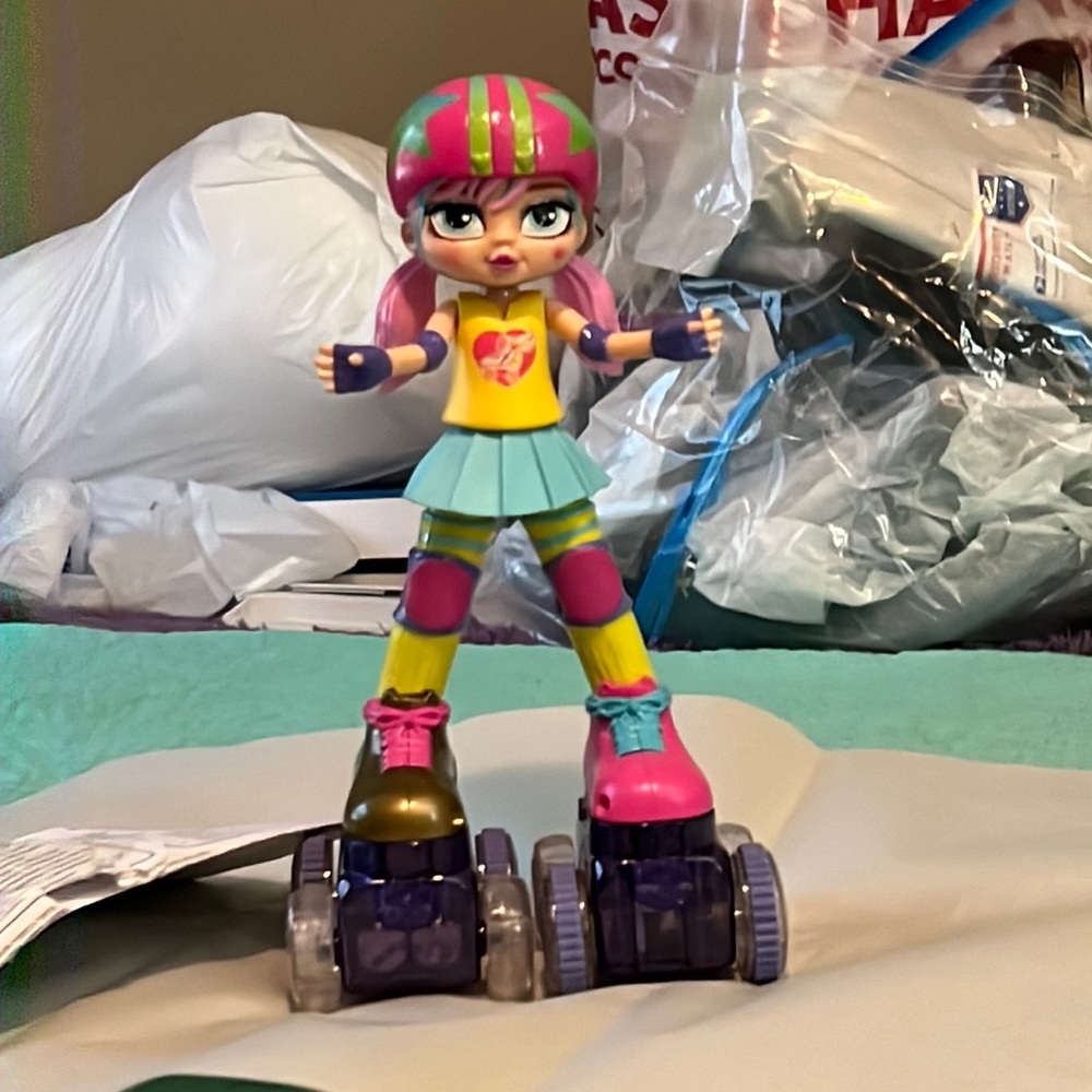 Rock N Rollerskate Doll Rainbow Riley Light Up  Rollerskating Doll doll only